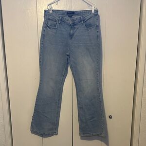 Women's Light Blue Jeans